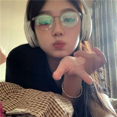 异国人们